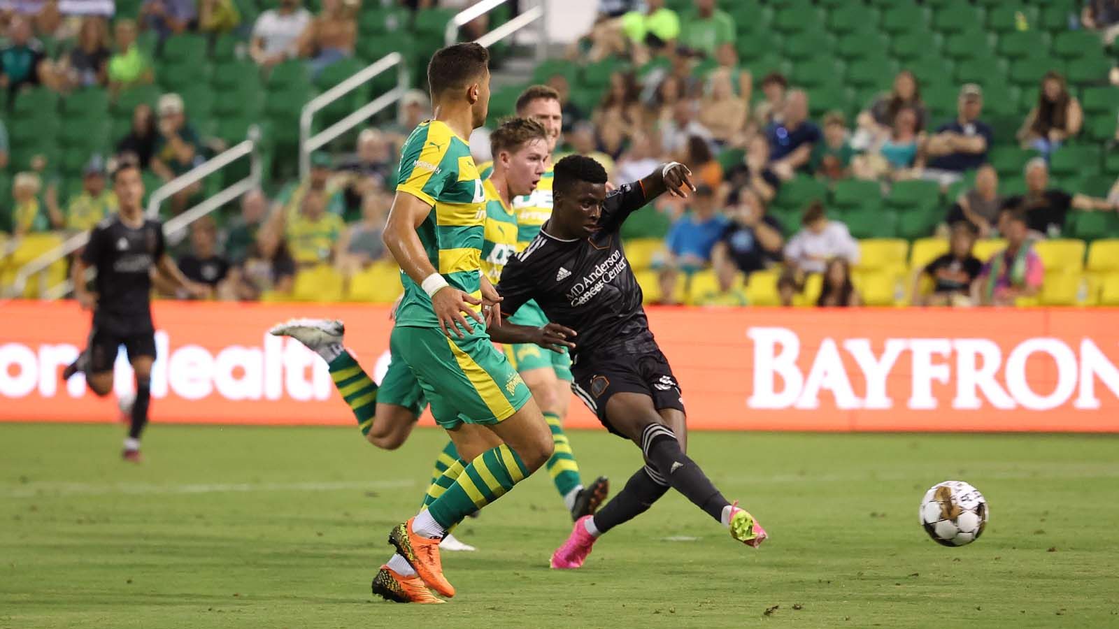 Rowdies midfielder has Tampa Bay running in the right direction
